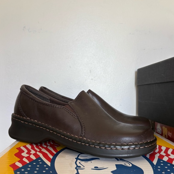 Brown Leather Slip-On Men's Shoes size 7.5M - Picture 1 of 5